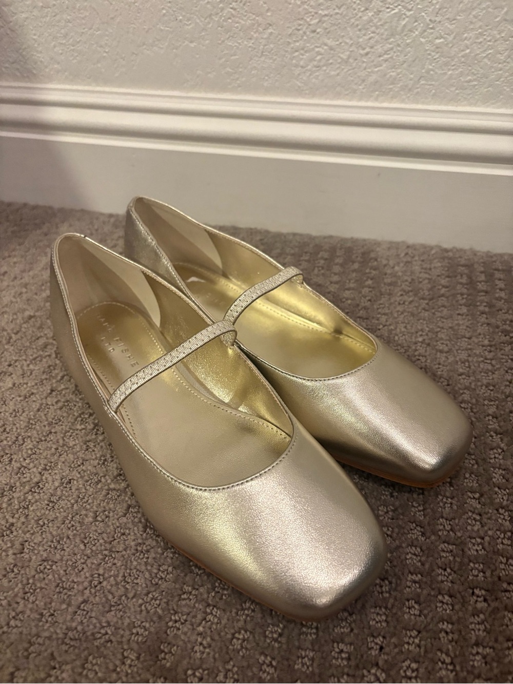 Marc Fisher metallic gold Mary Jane flats size 8 1/2